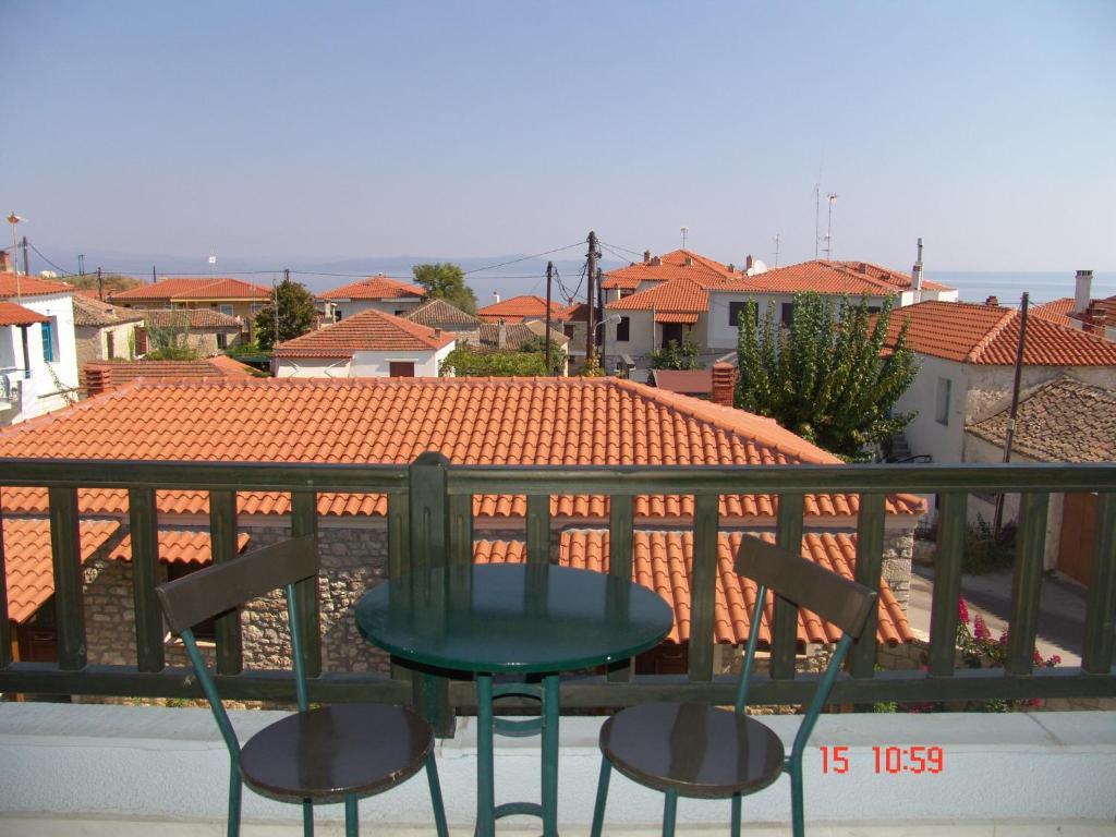 Nikos Apartments Áfitos Extérieur photo