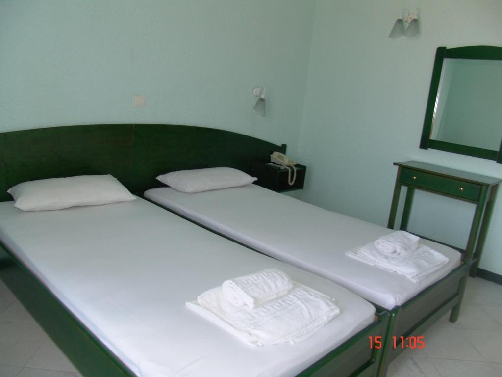 Nikos Apartments Áfitos Extérieur photo