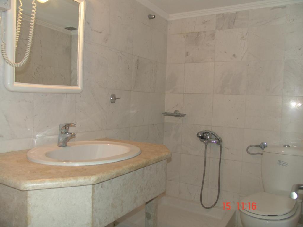 Nikos Apartments Áfitos Extérieur photo